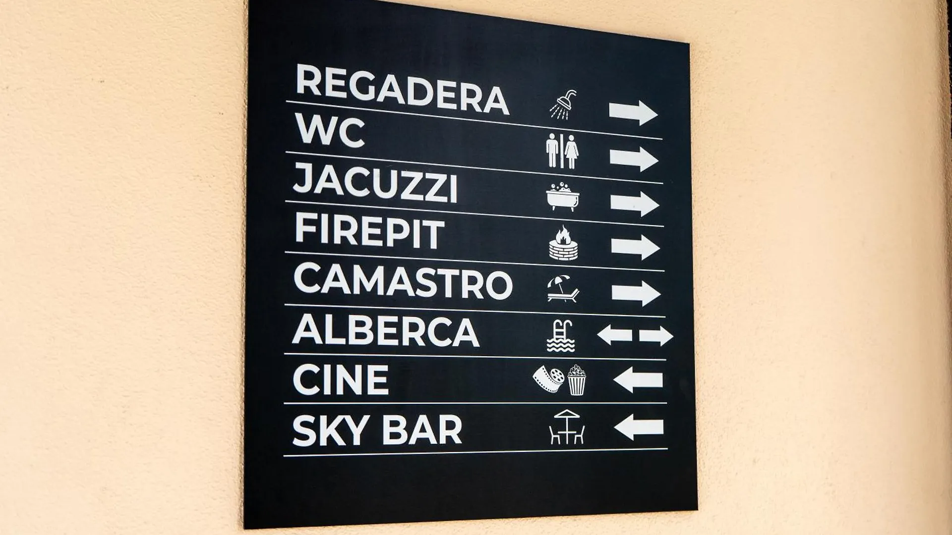 Elegant Lux Condo - Fast Wi-Fi- Near The Beach Playa del Carmen