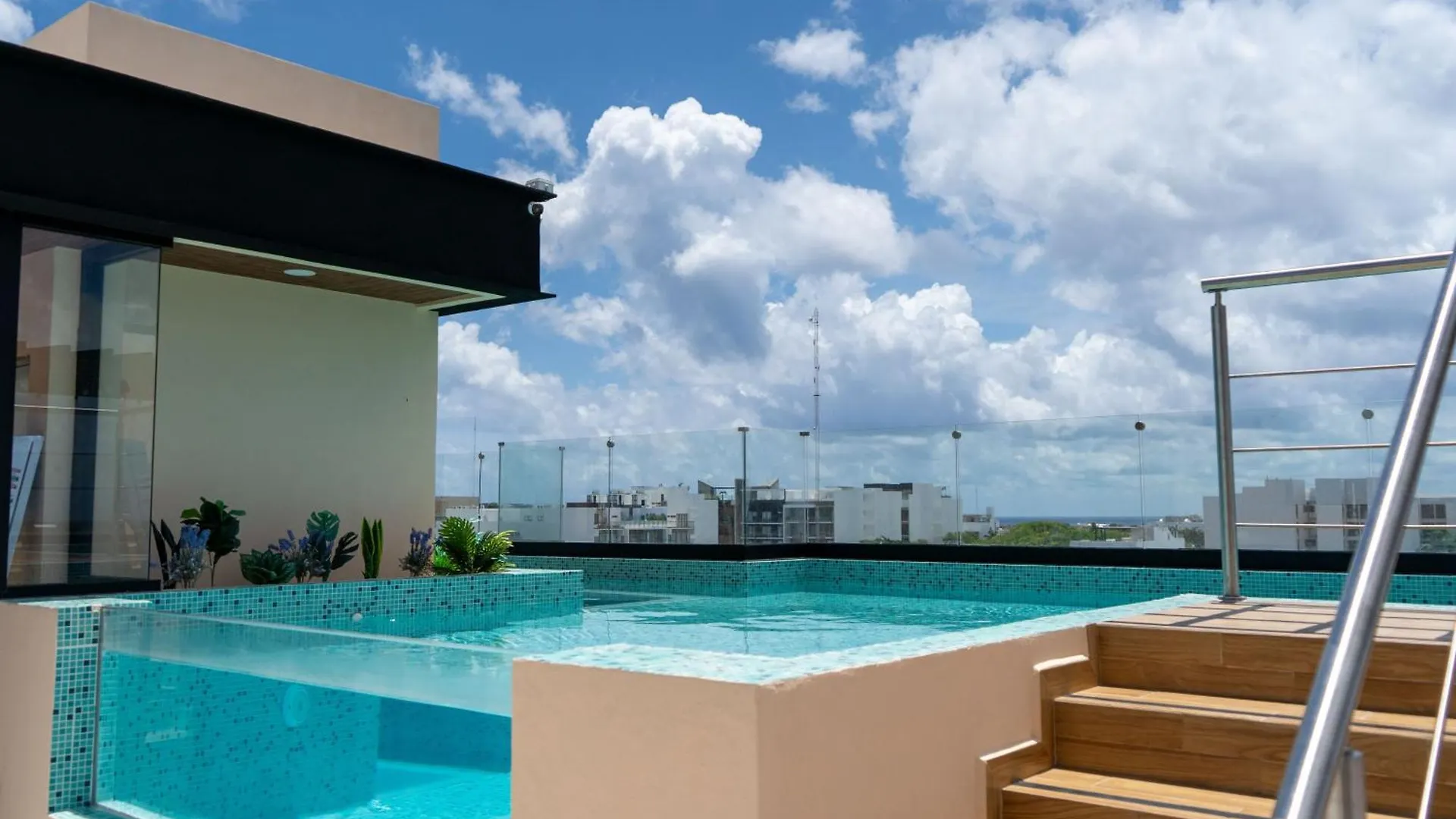 Апартаменты Elegant Lux Condo - Fast Wi-Fi- Near The Beach Плая-дель-Кармен Мексика