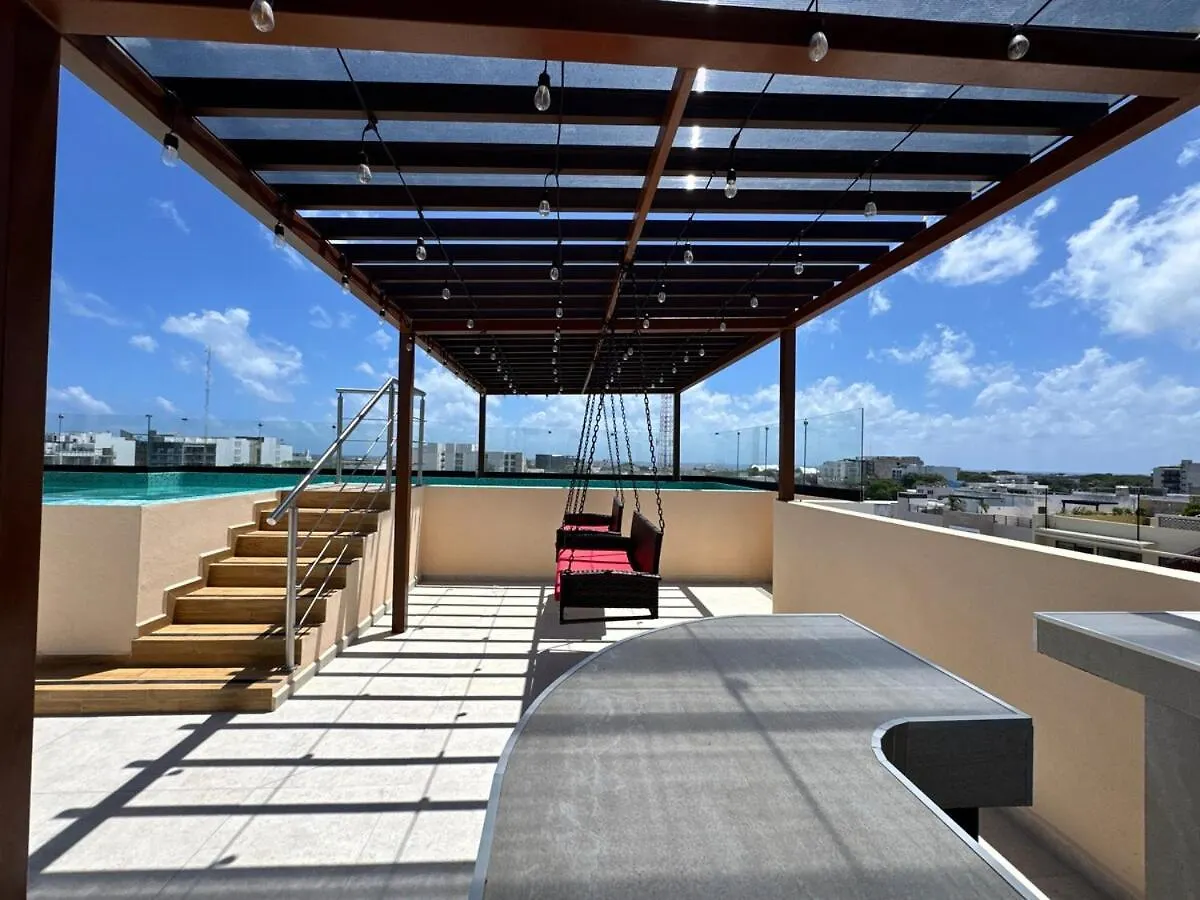 Elegant Lux Condo - Fast Wi-Fi- Near The Beach Playa del Carmen Apartment
