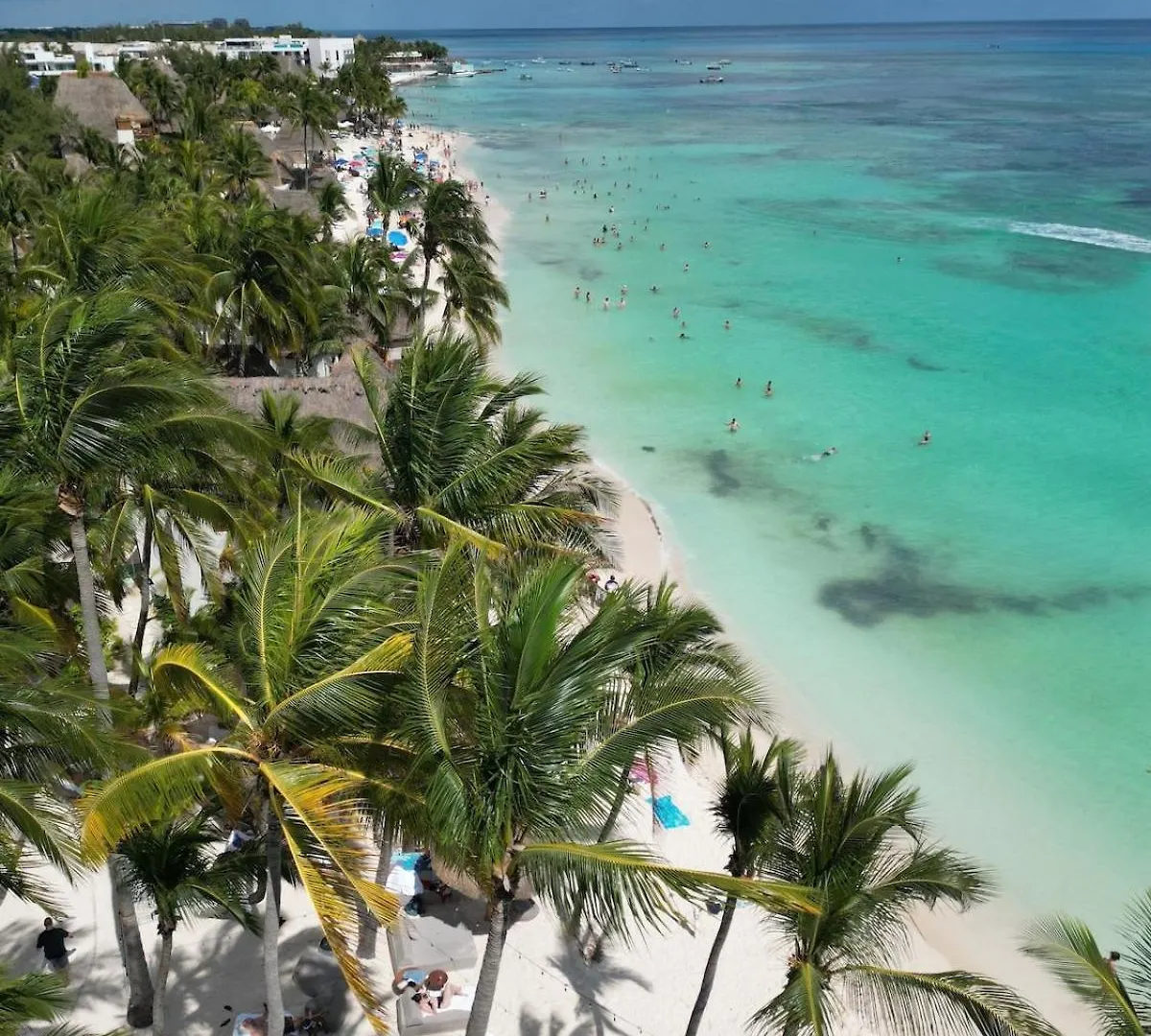 Elegant Lux Condo - Fast Wi-Fi- Near The Beach Playa del Carmen Mexico