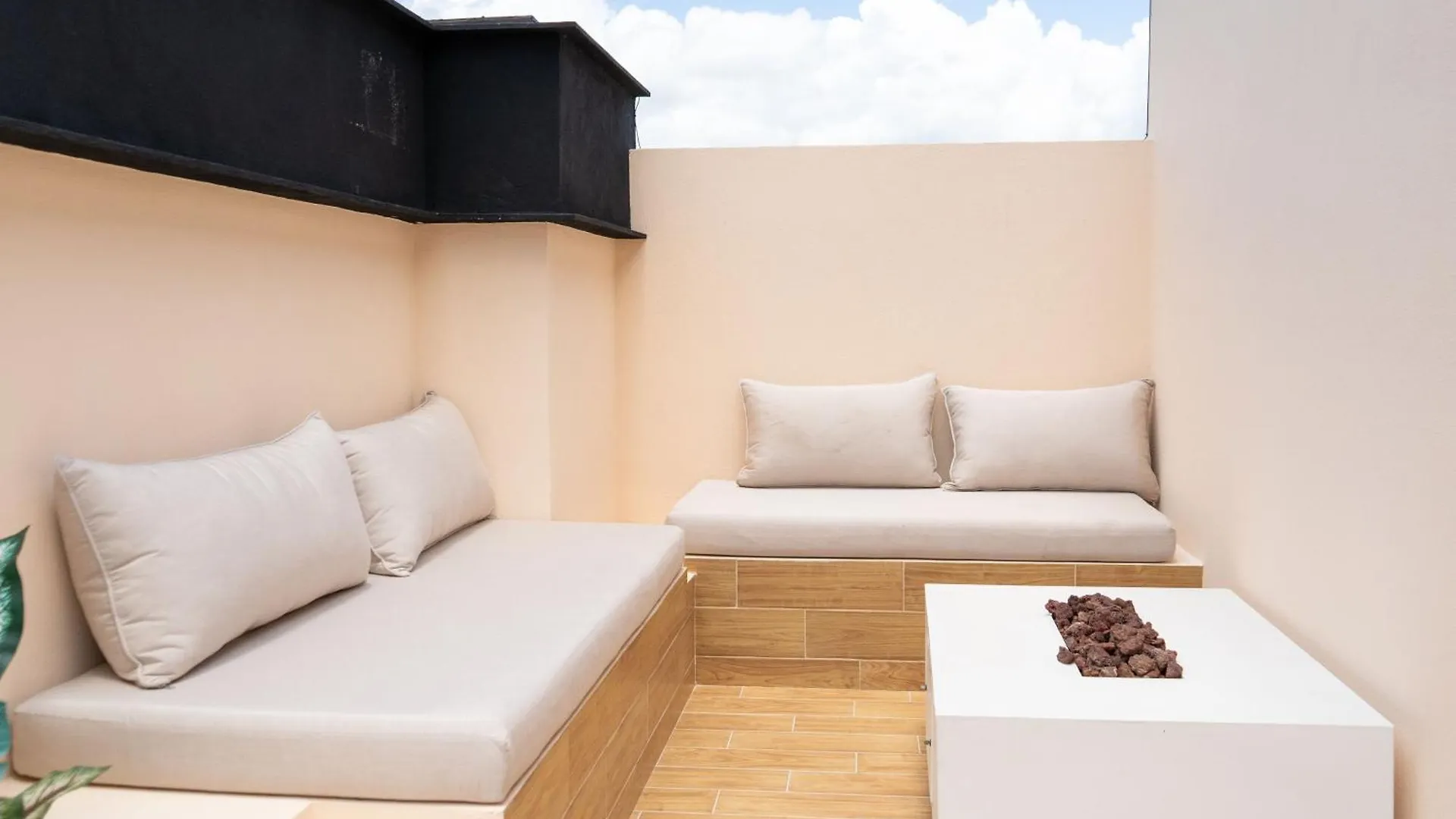 Apartment Elegant Lux Condo - Fast Wi-Fi- Near The Beach Playa del Carmen